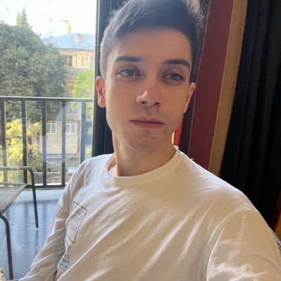 Неоцарапанный отец котов's profile picture