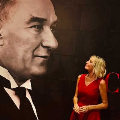 Mine Özbek's profile picture