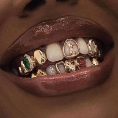 Mez⚘'s profile picture
