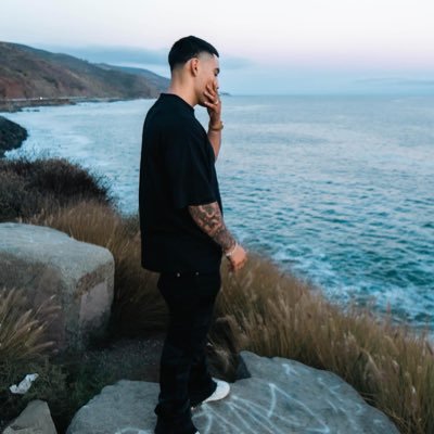 lilcris448's profile picture