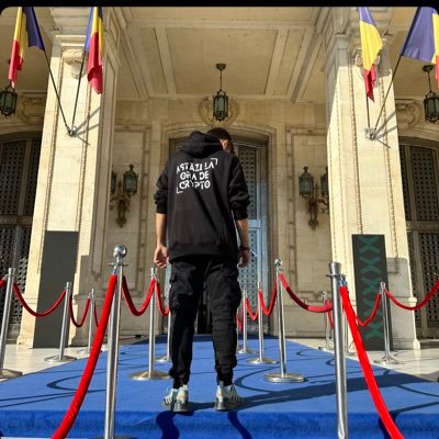 Oradecrypto's profile picture