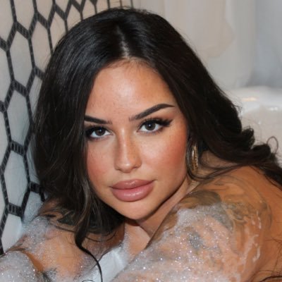 JacqIsBackk's profile picture