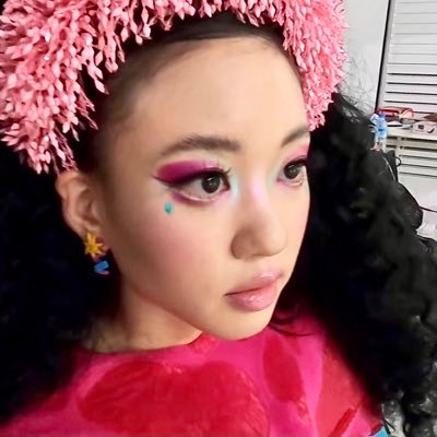 용's profile picture