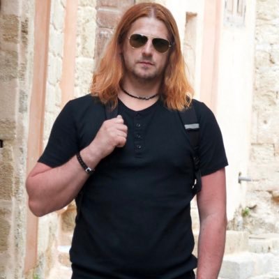 mgr 𝓟𝓪𝓿𝓾𝓵𝓸𝓷🇵🇱❤️'s profile picture