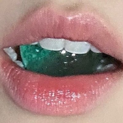 JiaYiChen162553's profile picture