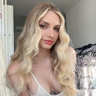 novaruu's profile picture