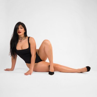 Mostly Thighs's profile picture