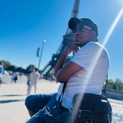 Nicolson Moetsi 🔑's profile picture