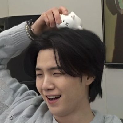 daily yoongi ✿'s profile picture
