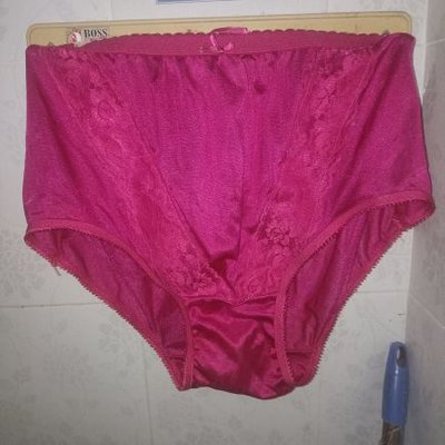 bexr7098856122's profile picture