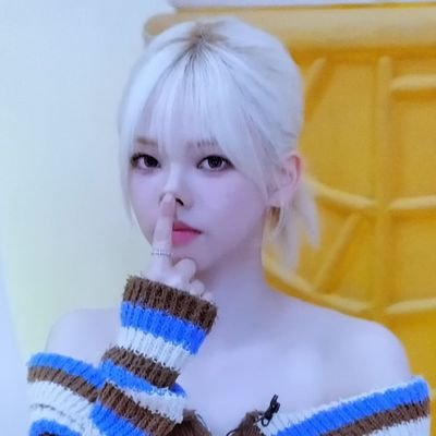 KARINA_LOVEaesp's profile picture