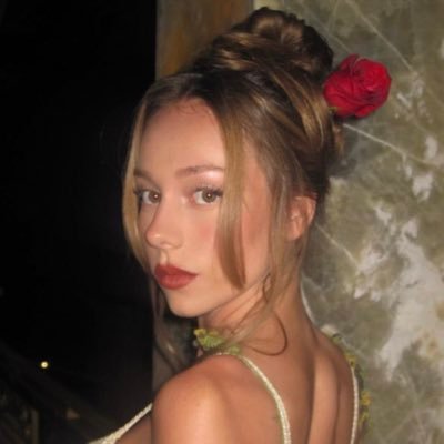 esterexchile's profile picture