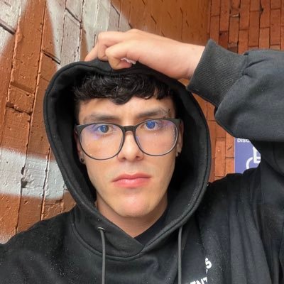 ESTIVEN.'s profile picture