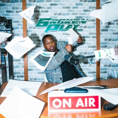 BrokenPlayshow's profile picture