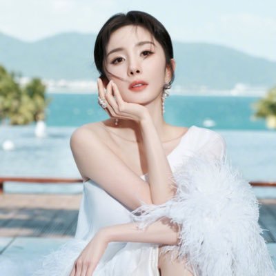 For Mì幂 [YangMi_杨幂]'s profile picture