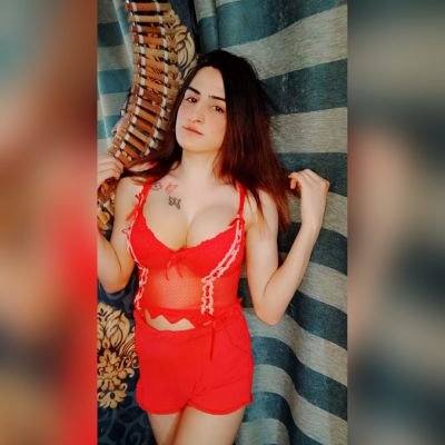 urwa khan.official's profile picture