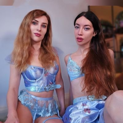 Saskia and Sasha's profile picture