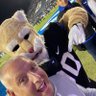 Dr. chubby white haired BYU fan profil fotoğrafı