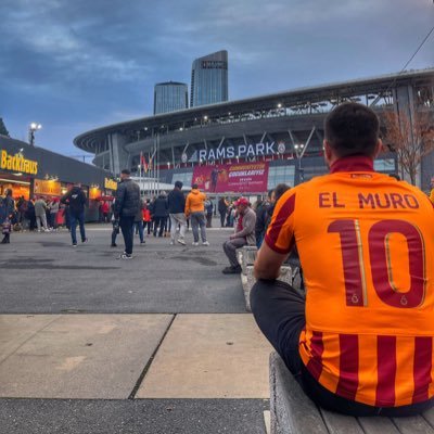 elmurooo1905's profile picture