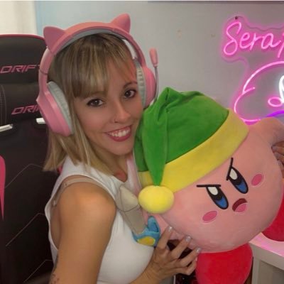 SeraPhiim_'s profile picture