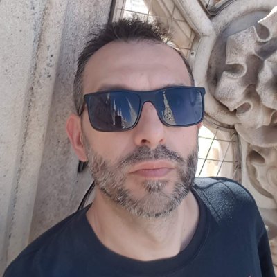 Albertoezq's profile picture