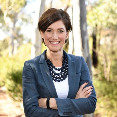 Nicolle Flint's profile picture