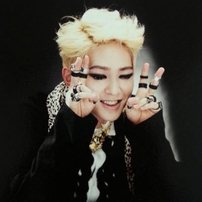 SHINeebble's profile picture