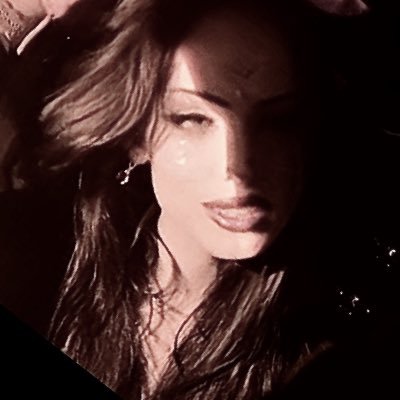 𝑒𝓋's profile picture