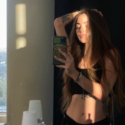 zoeserenaa's profile picture