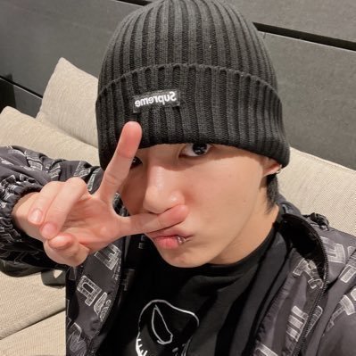 ⁷'s profile picture