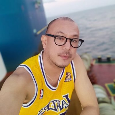feng93321837's profile picture