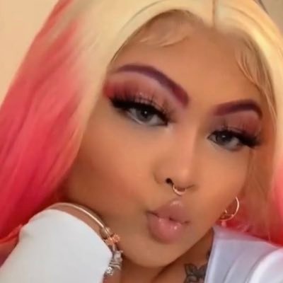 Kimora 🌻's profile picture