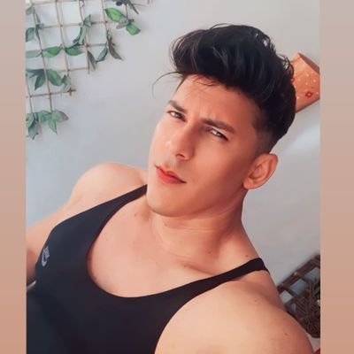 Edward35290115's profile picture