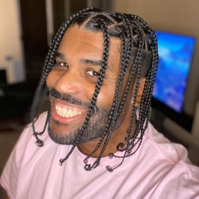 K E V I N ⭑⭒⭒⭒⭒'s profile picture