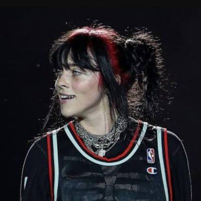 billie eilish source's profile picture