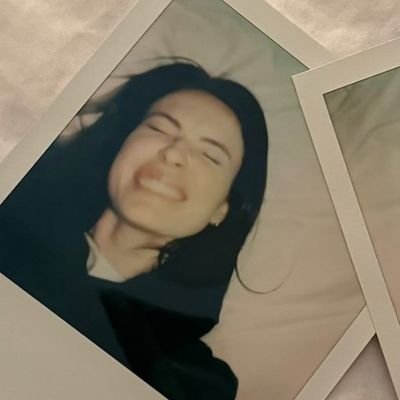 Zoi__13's profile picture