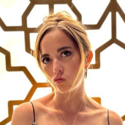 Oomayasimp's profile picture