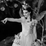Profilbild von Titania, Queen of the Fae, PhD, says Ceasefire Now