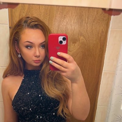 Goddess Mila 🦋💅's profile picture