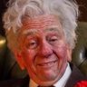 Lord Llamedos of Abertawe vc.cbe. 🏴 的头像