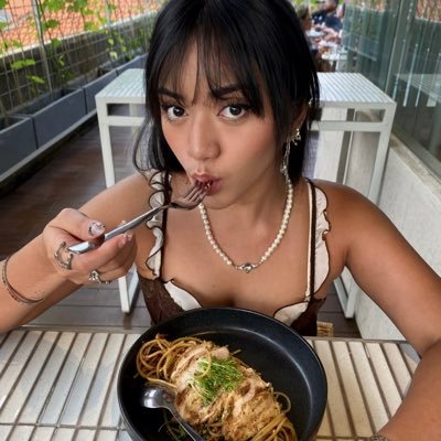 jjj's profile picture