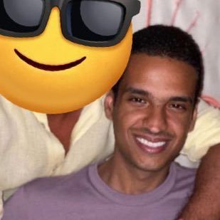 ينج عز's profile picture