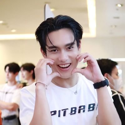 LeeAsre_Official's profile picture
