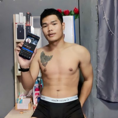 CG4954m's profile picture