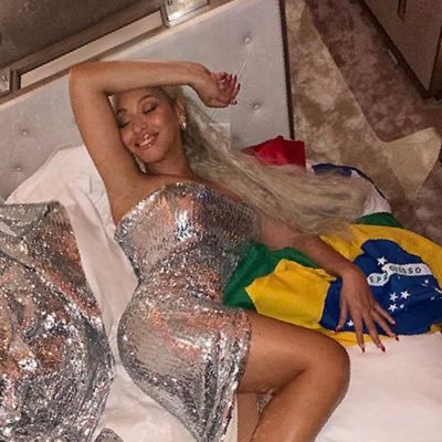 viver é perigoso's profile picture