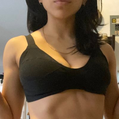 lina 🤷‍♀️💁‍♀️'s profile picture