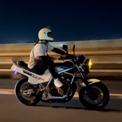 superhaourengou's profile picture