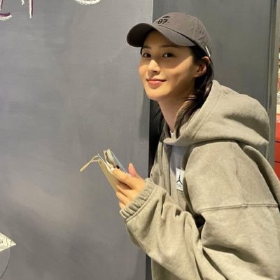 891205V's profile picture