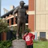 Фото профиля Bob Stoops Statue