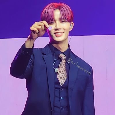 🌜🌻Earlserenium🌻🌛's profile picture